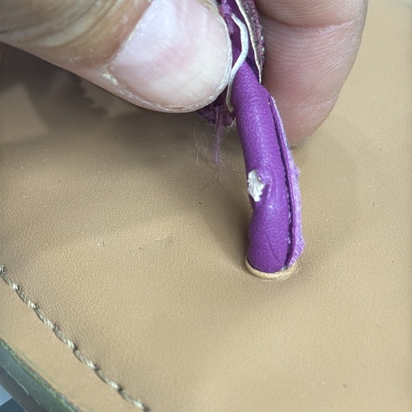 (S1) Fergalicious flat sandal with sapphire details, size 8.5 - Picture 6 of 9